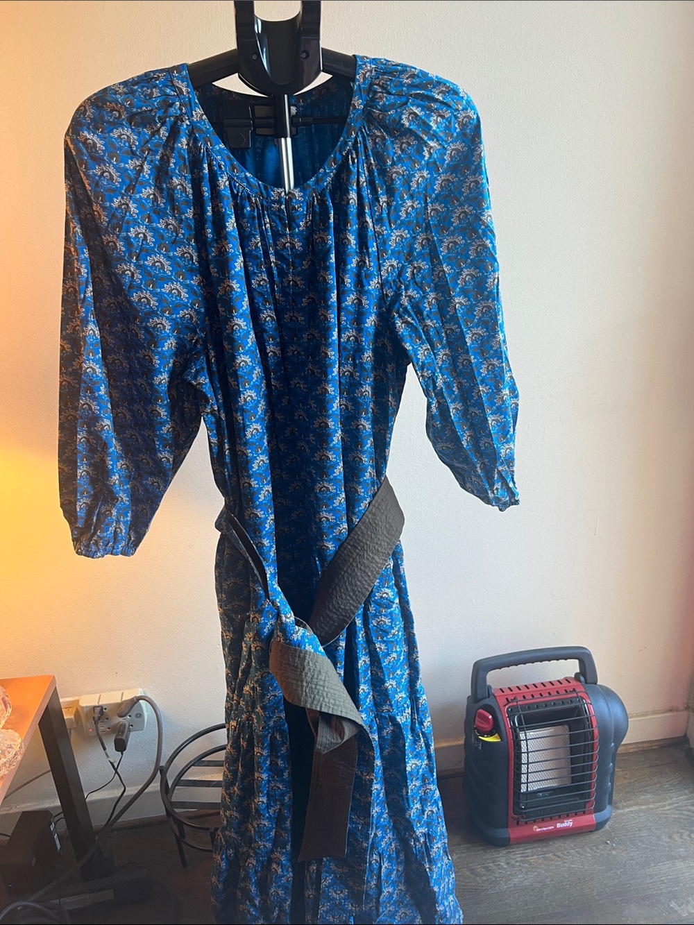 Tuckernuck Royal Blue Floral Midi Dress with Puff Sleeves - Picture 5 of 9